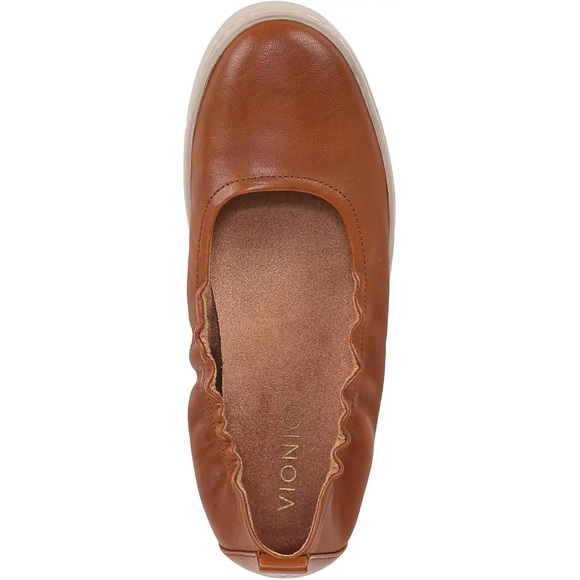 NWT Vionic Uptown Ballet Flat Slip on in Tan Leather 9.5W - Picture 2 of 8